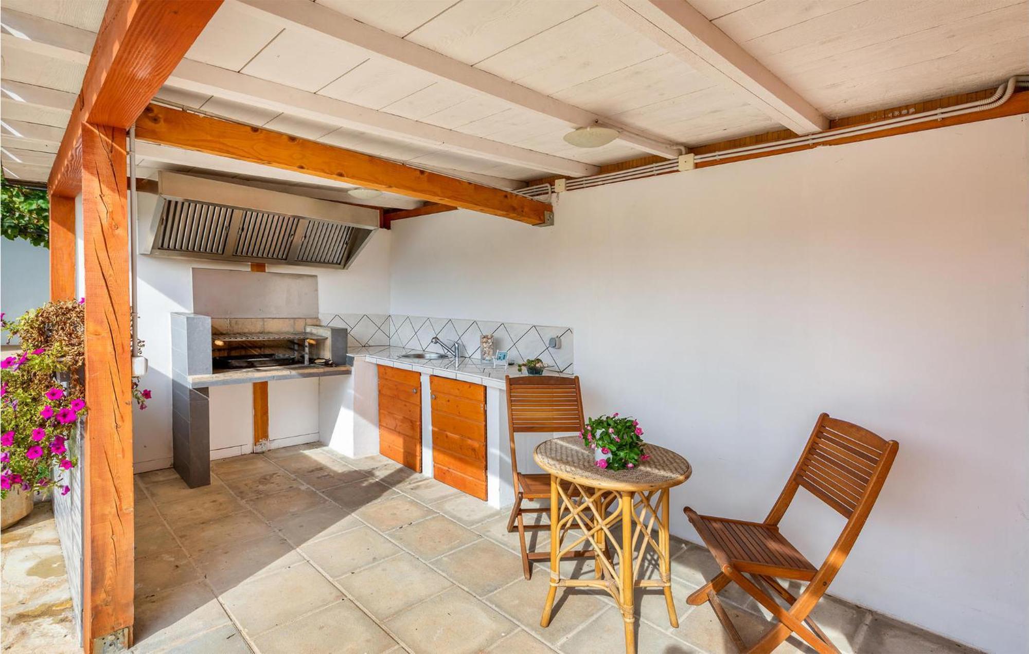 Gorgeous Apartment In Pula With Kitchen מראה חיצוני תמונה